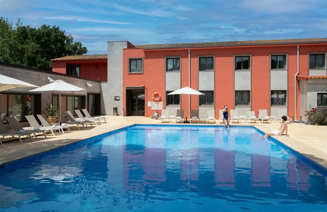 Salles Hotel Aeroport De Girona-1